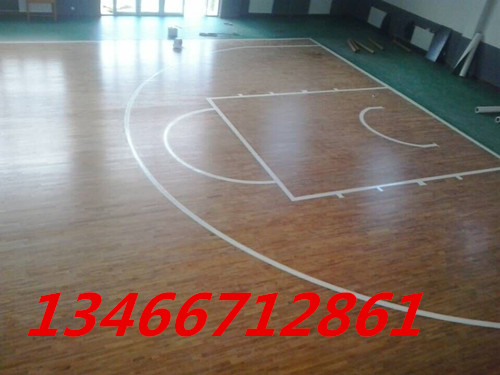 河北丰宁县第三中学篮球木地板.jpg