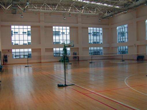 篮球场地怎么选择篮球场运动木地板