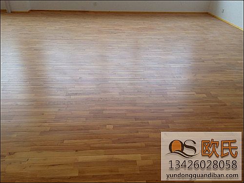 体育运动木地板划痕如何修复